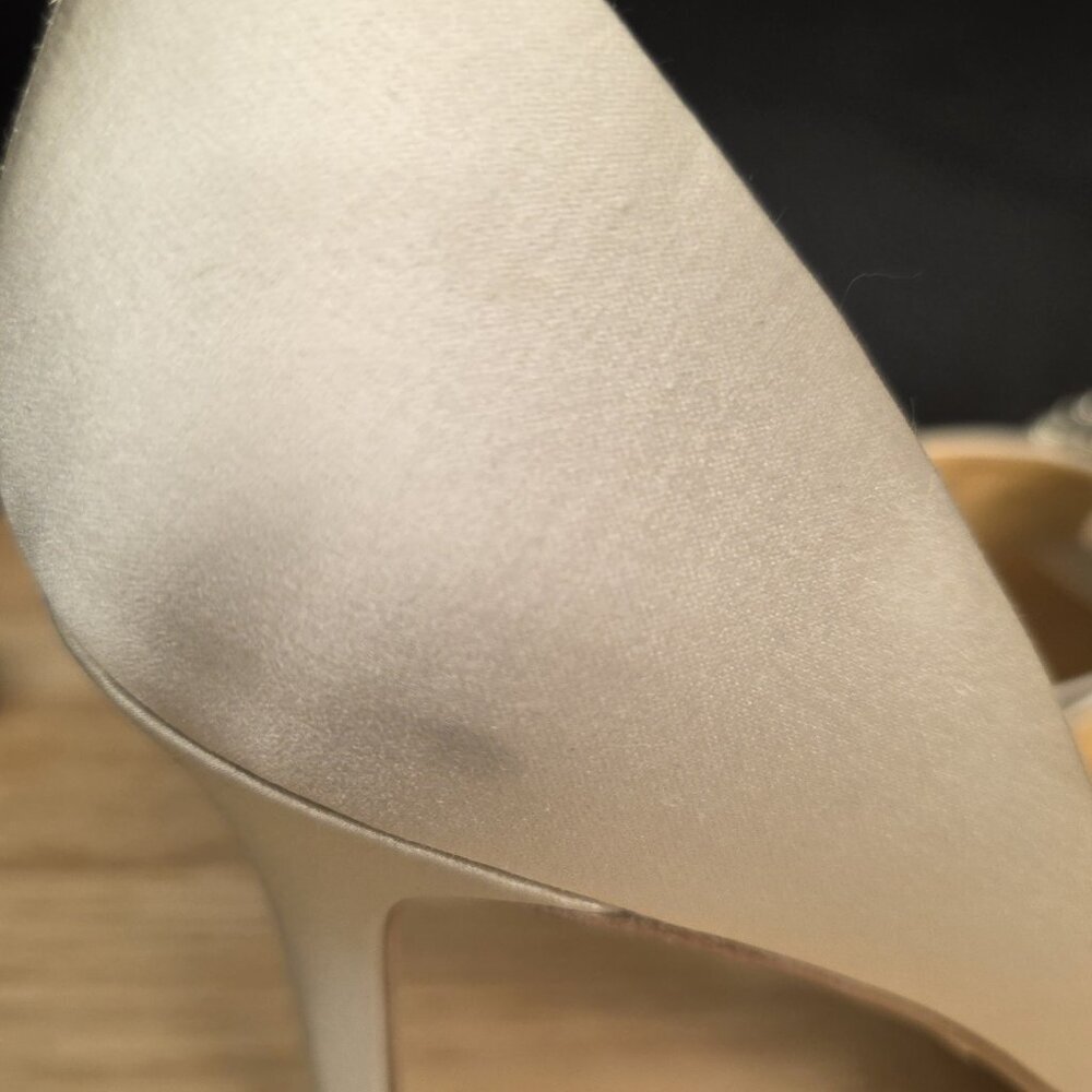 badgley mischka Gianna Embellished Pumps Women's Size 9.5 Ivory Wedding Prom 4in - Picture 6 of 11